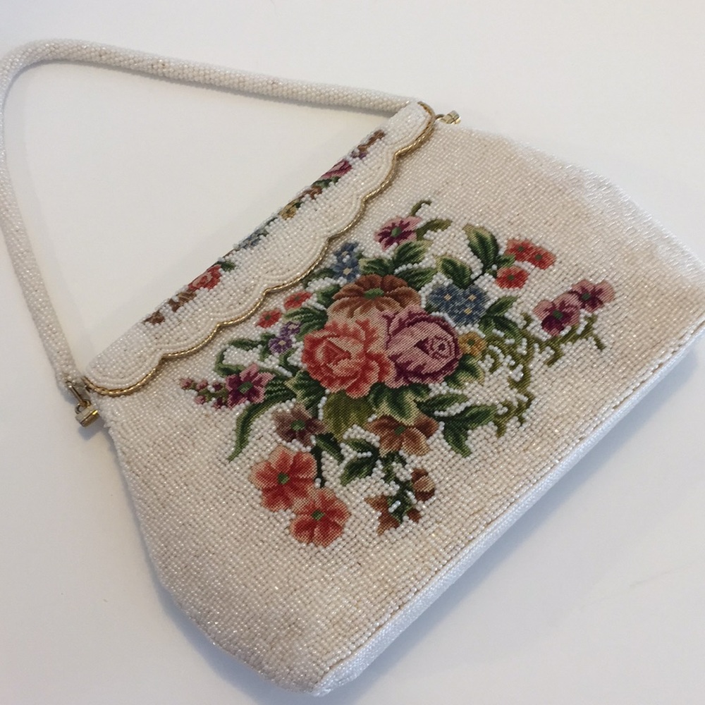 Vintage 1930s White Beaded Cross Stitch Handbag